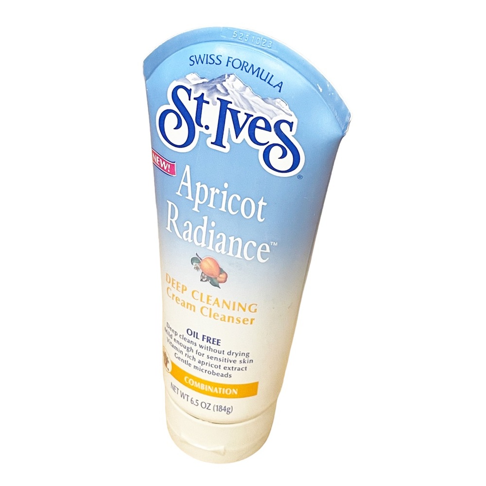 St Ives Swiss Apricot Radiance Moisture Rich Cream Cleanser 6.5oz NEW‎ Face Wash